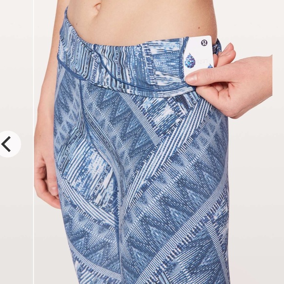 (4) Lululemon Wunder Under Hi-Rise Tight Central Saint Martins Nulux 28” Small - Picture 4 of 15